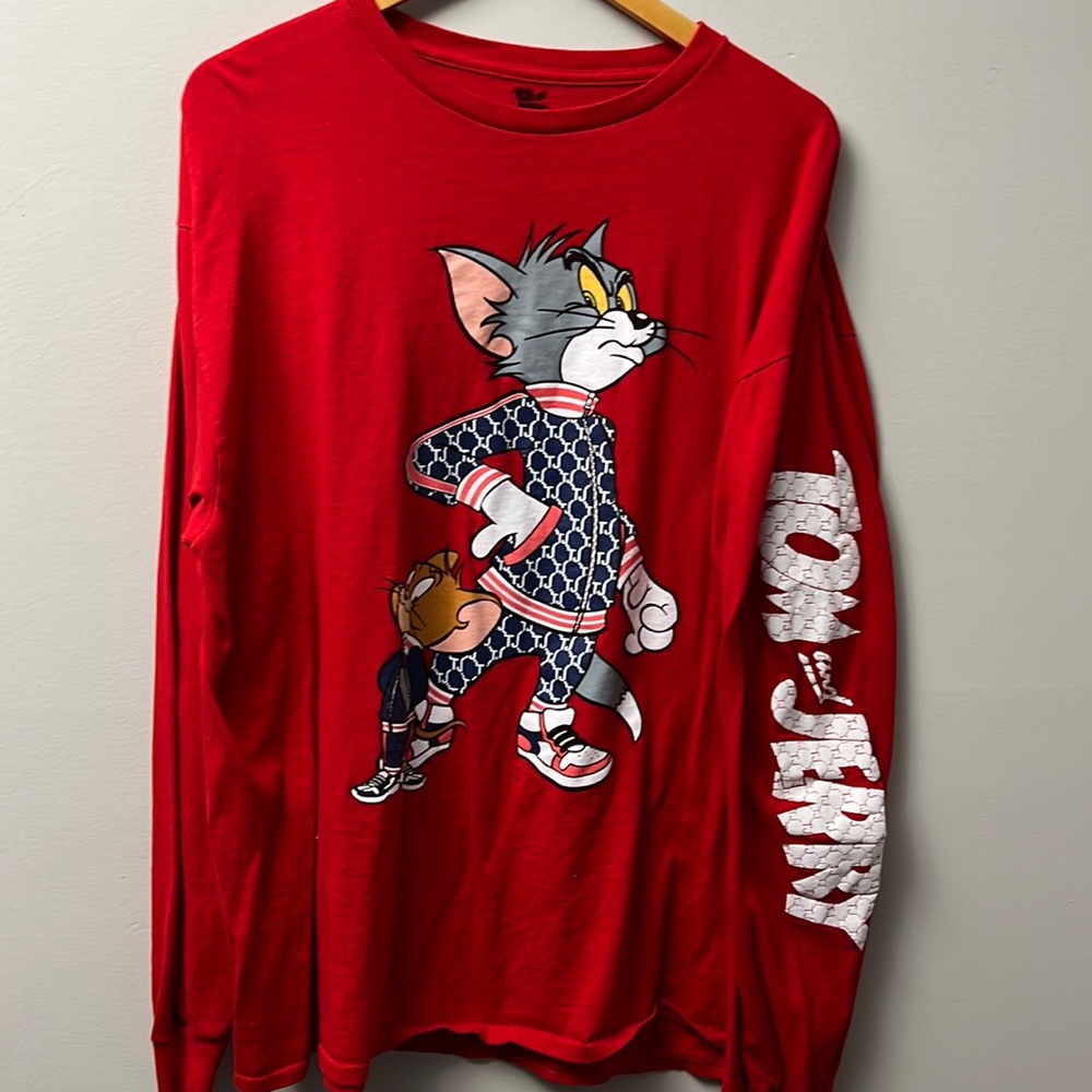 Red long sleeve T-shirt